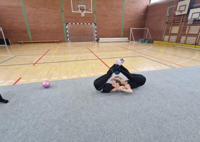 Ezüst lótusz Ritmikus Sport Gimnasztika Egyesület edzés