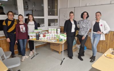 Köszönjük a mai csodálatos Herbalife előadást Bianka Lászlóné Molnár, Kadlec Kitti, és Kadlec Gábor!